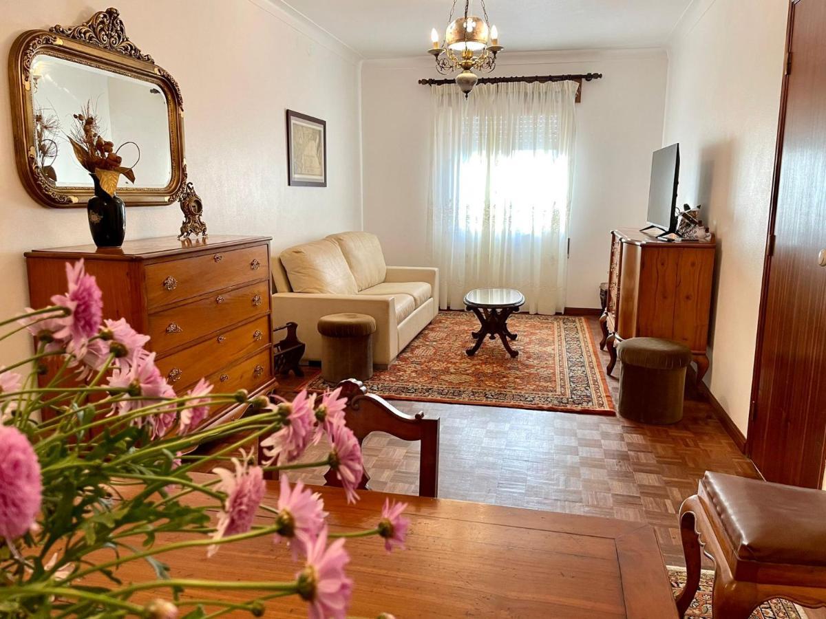 فيلا Casa As Nove أنغرا دو إِراويزو المظهر الخارجي الصورة